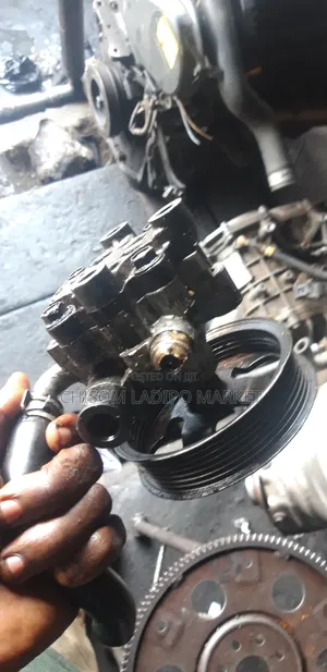 Power Steering Pump for Lexus Gx470 2004,2005,2007