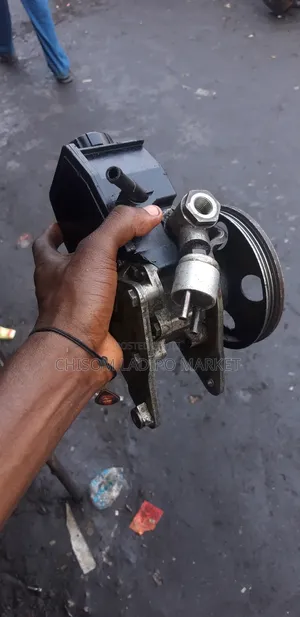 Power Steering Pump for Mazda MPV