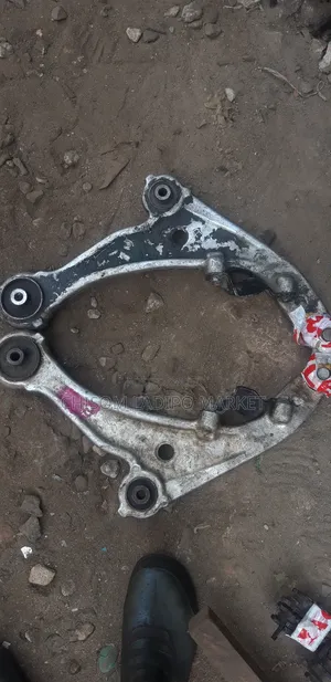 Low Arm for Nissan Altima 2004,2005,2008.