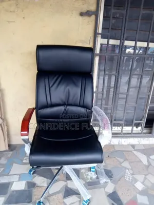 Pure Leather Quality Executive Ergonomic Chair