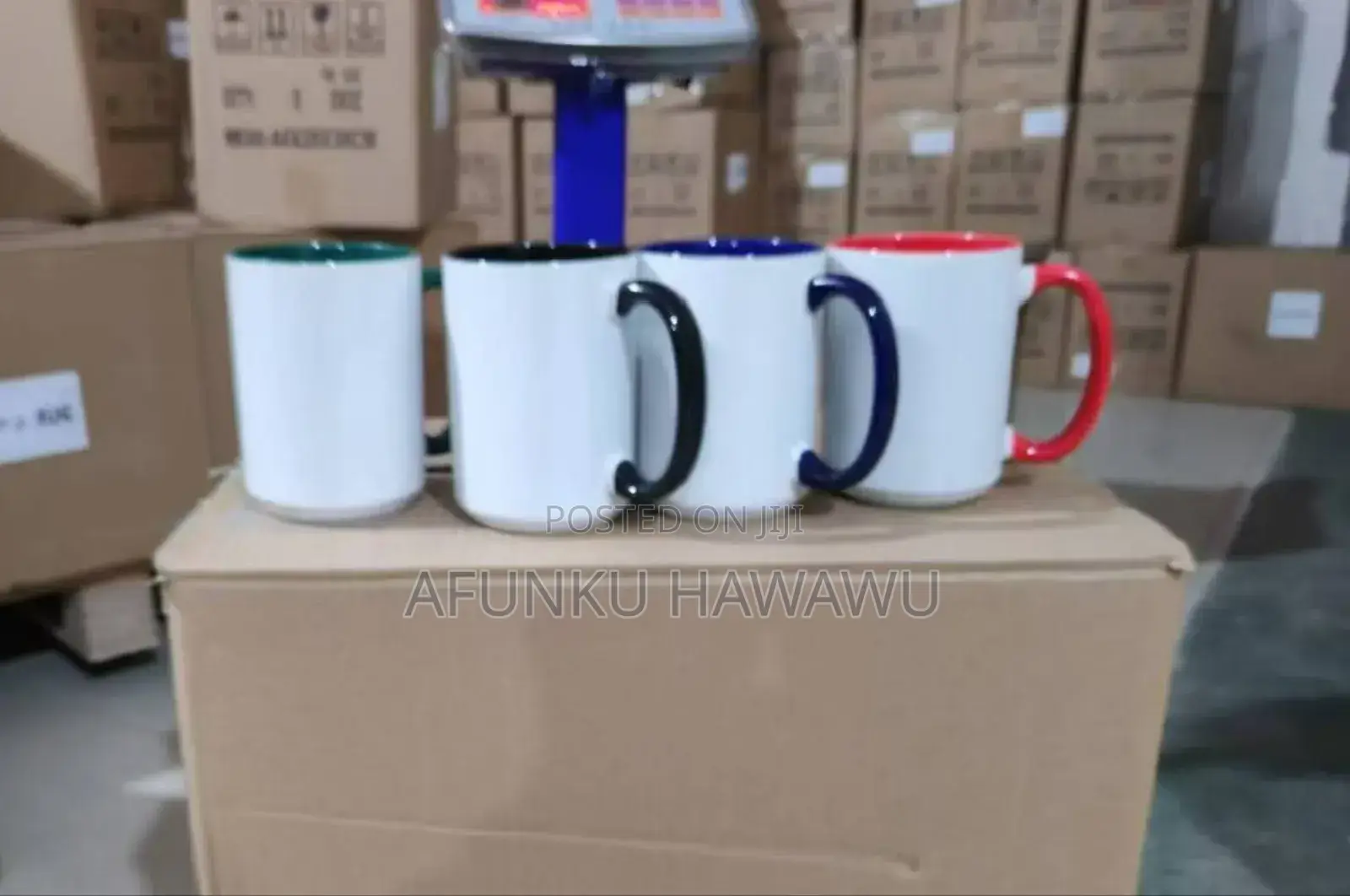 Colored Hand Mug (36pcs)