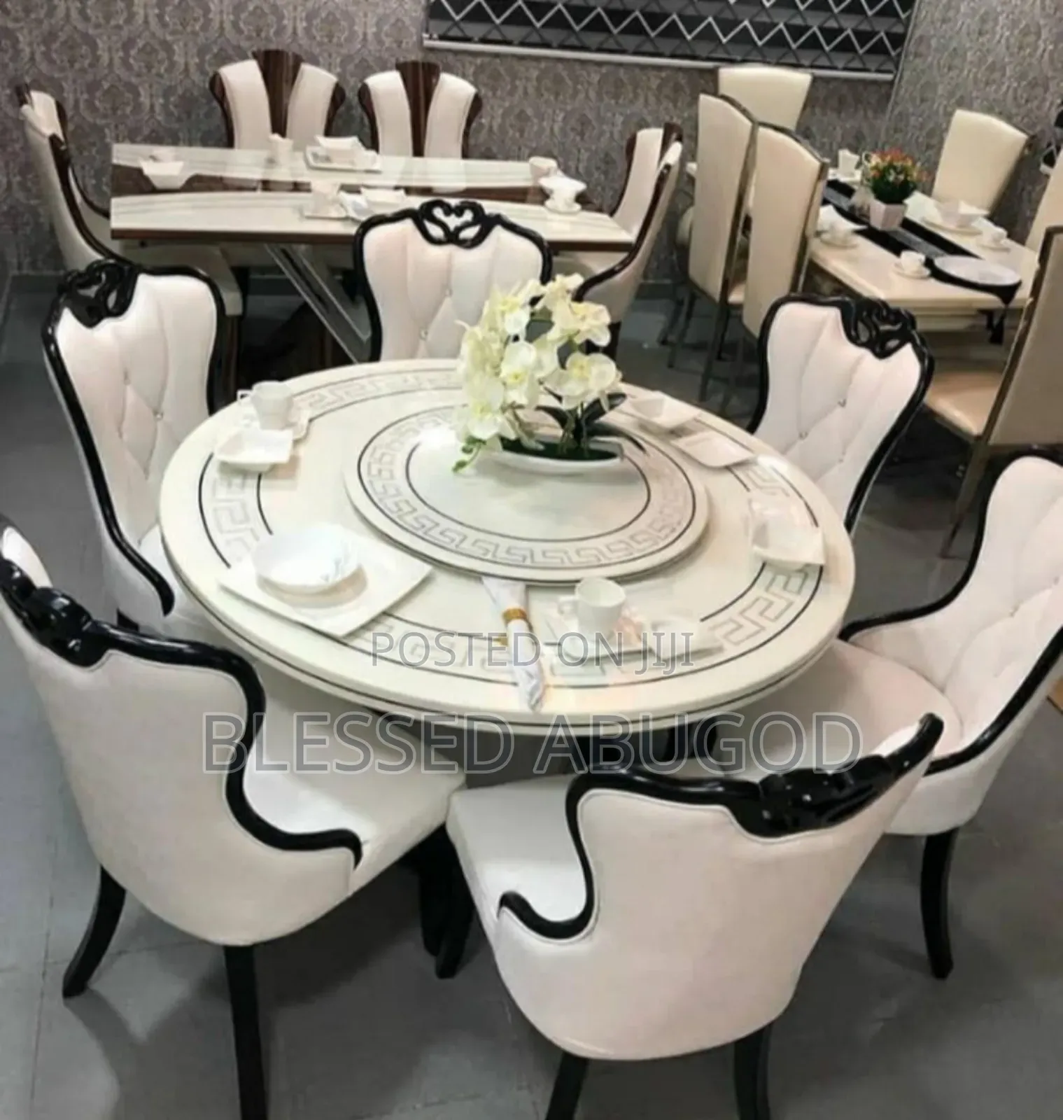 Executive Royal Dining With Six Chair