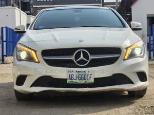 Photo - Mercedes-Benz CLA-Class CLA 250 4MATIC Sedan 2015 White