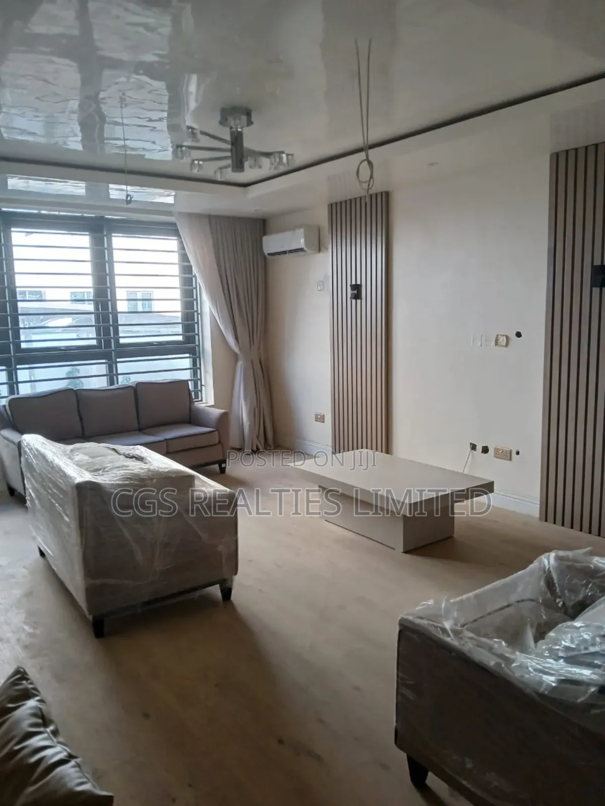 Furnished 5bdrm Duplex in Apo District for rent