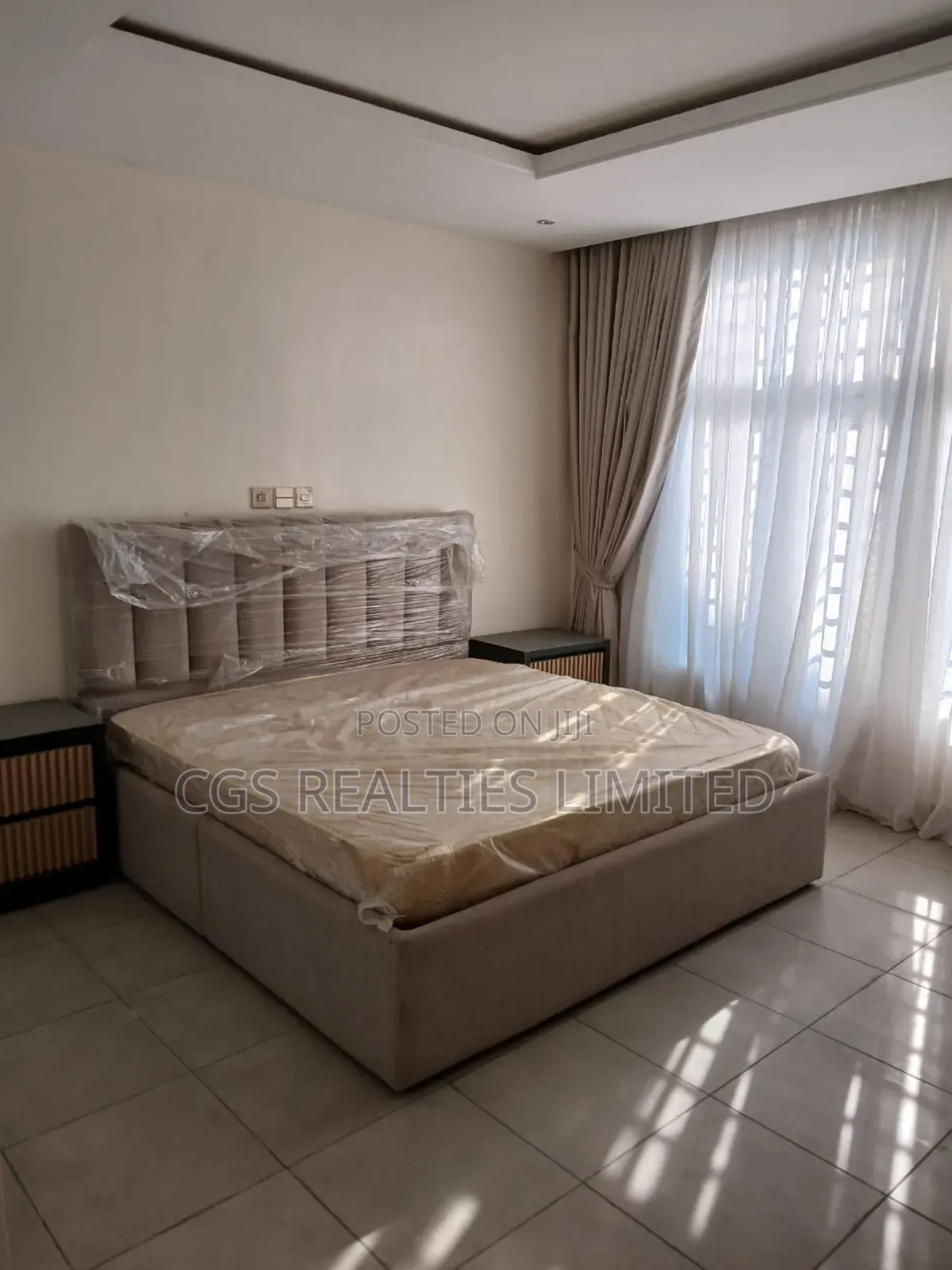 Furnished 5bdrm Duplex in Apo District for rent