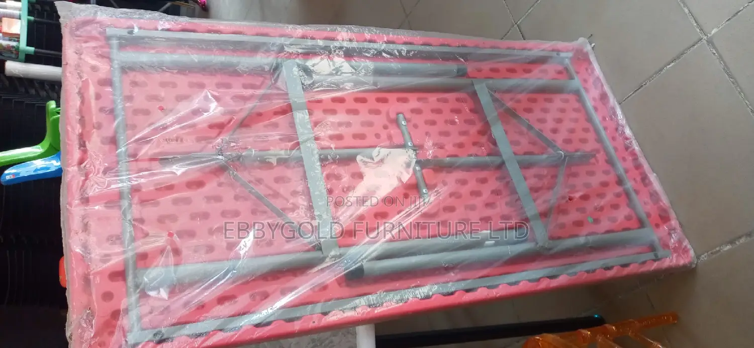 4 Feet Plastic Table Foreign
