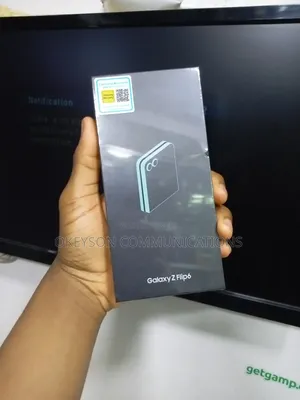 New Samsung Galaxy Z Flip6 512 GB Green
