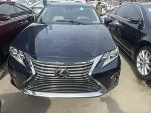 Lexus ES 2016 Blue