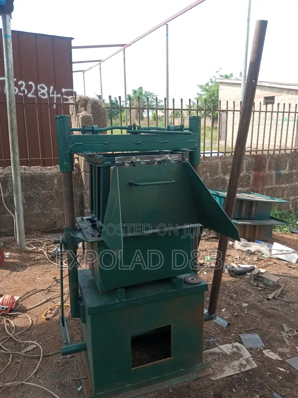 Concrete Block Machine
