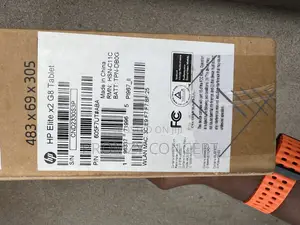 New Laptop HP Elite X2 G8 16GB Intel Core I7 SSD 512GB