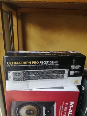 Photo - Behringer Ultragraph Pro Fbq3102hd