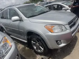 Toyota RAV4 3.5 Limited 4x4 2011 Beige