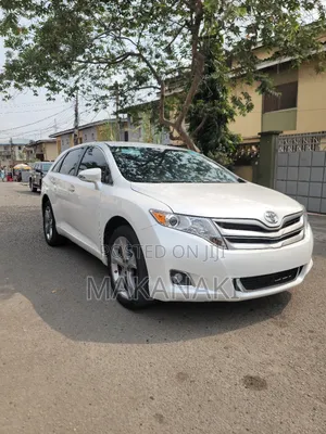 Photo - Toyota Venza XLE 4dr Wagon (3.5L 6cyl 6A) 2015 White