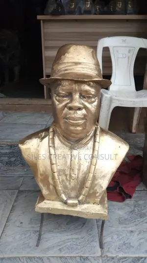 Sculptures And Monuments