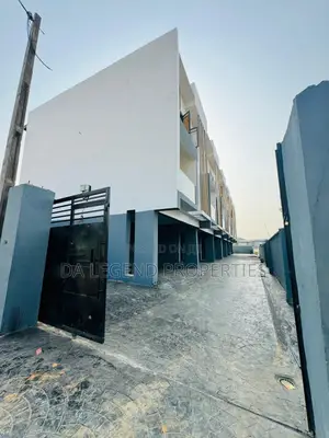 3bdrm Duplex in Ogudu for sale