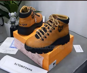 Best Quality Naked Wolfe Boots