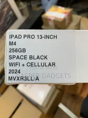 New Apple iPad Pro 13 (2024) 256 GB Black