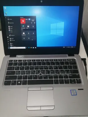 Laptop HP EliteBook 820 8GB Intel Core i5 SSD 256GB