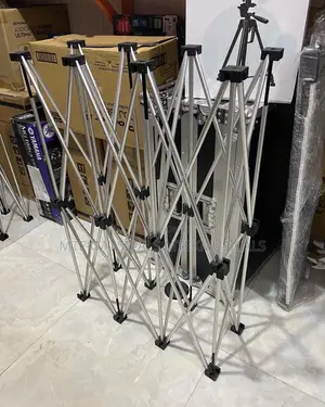 4 Leg Dj Stand
