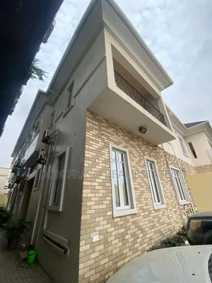 16bdrm Townhouse/Terrace in Off Adeola Odeku, Victoria Island for sale