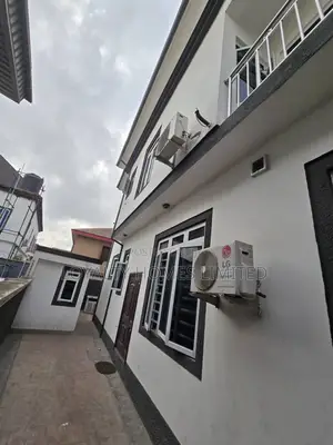 3bdrm Duplex in Omole 2 Ikeja Lagos for sale