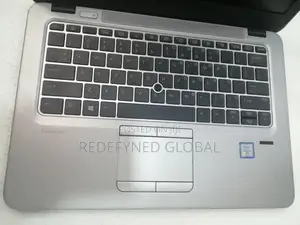Laptop HP EliteBook 820 8GB Intel Core i5 SSD 256GB