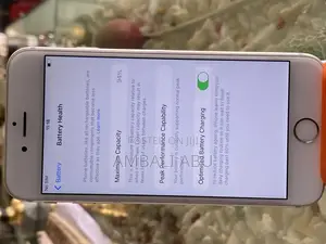 Photo - Apple iPhone 6s 64 GB Silver