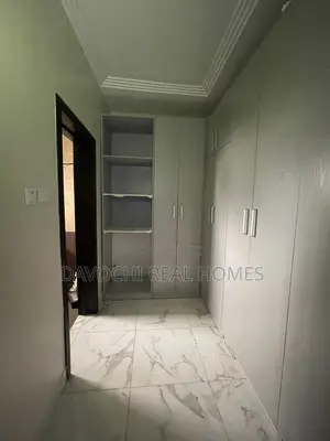 5bdrm Duplex in Osapa London, Lekki for rent