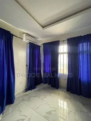 5bdrm Duplex in Osapa London, Lekki for rent