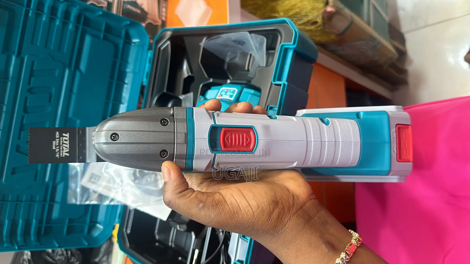 20v Total Multi Tools