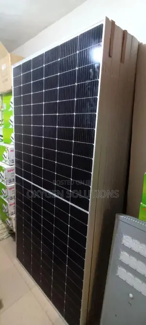 550wax 144cells Jinko Solar Panel