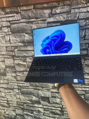 Laptop Dell XPS 13 9310 32GB Intel Core i7 SSD 1T