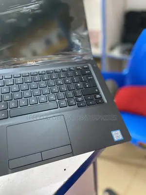 Laptop Dell Latitude 5400 16GB Intel Core i5 SSD 256GB