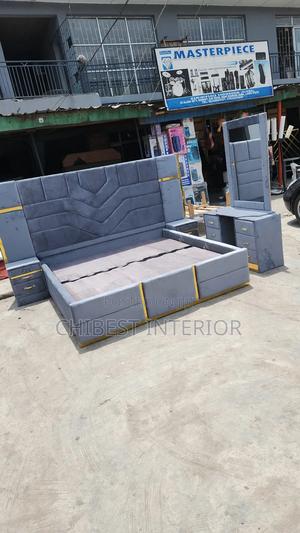 Padded Set of 6by6 Upholstery Bed