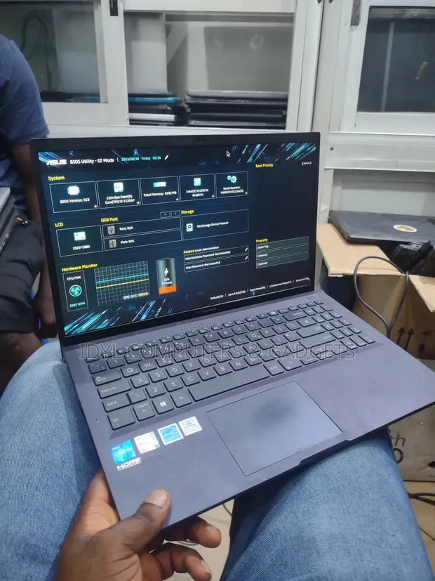 Laptop Asus ExpertBook B9 B9400CBA 16GB Intel Core I5 SSD 512GB
