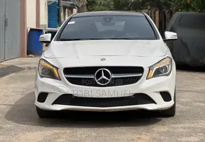 Photo - Mercedes-Benz CLA-Class CLA 250 Sedan 2022 White