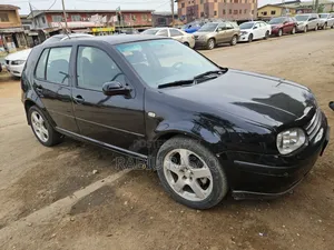 Volkswagen Golf 2004 Black