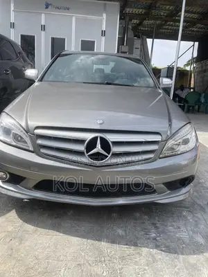 Photo - Mercedes-Benz CLS 2010 Gray