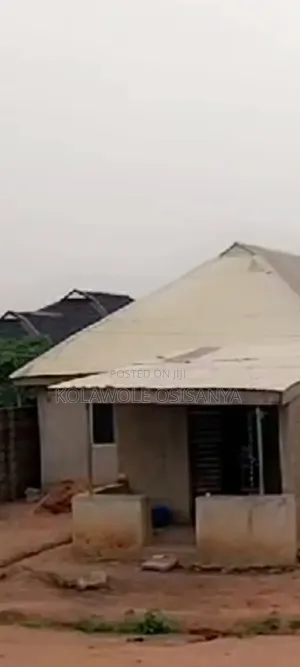 2bdrm Bungalow in Ifo for sale