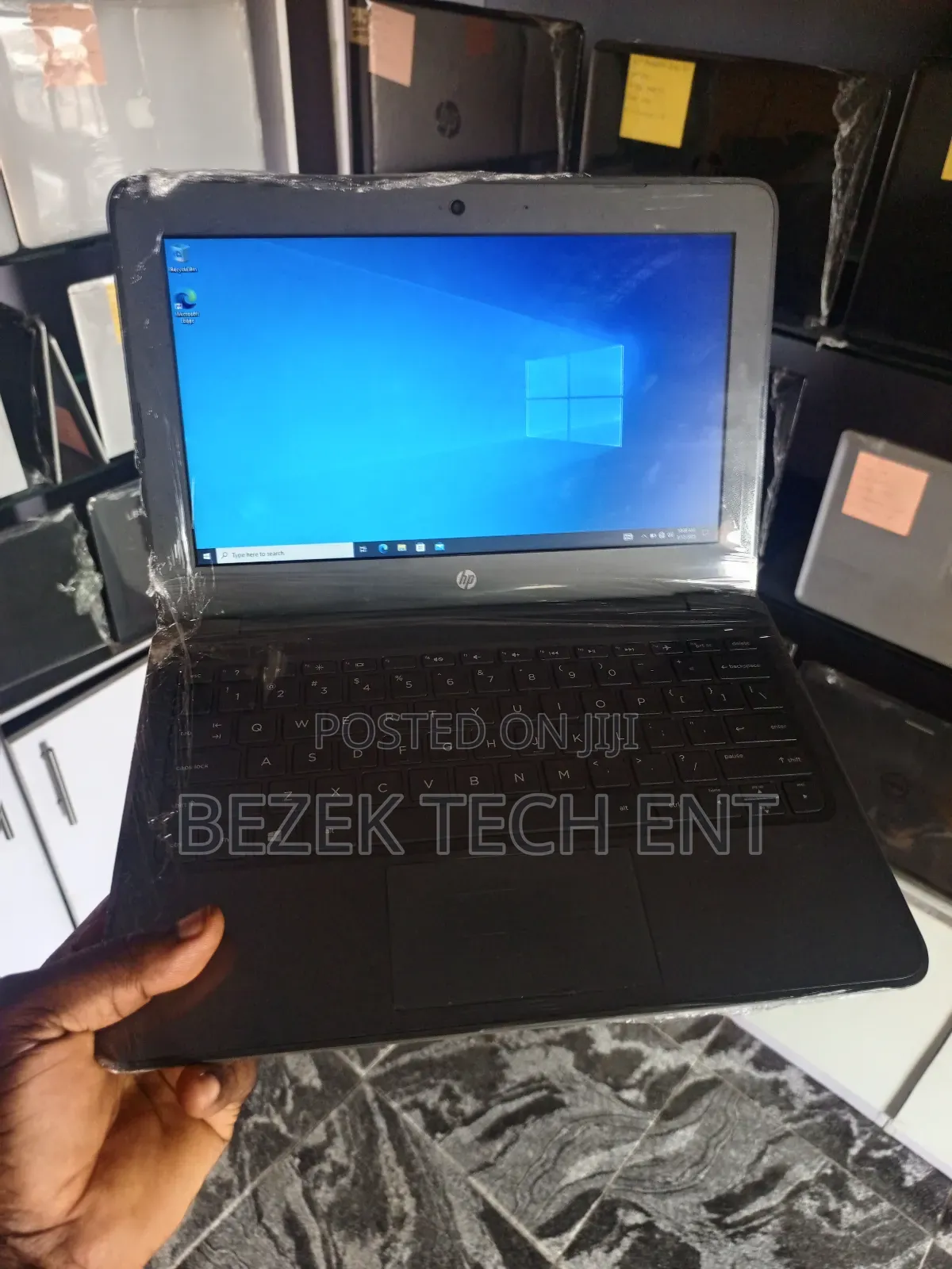 New Laptop HP Stream 11 Pro G4 EE 4GB Intel Pentium SSD 60GB