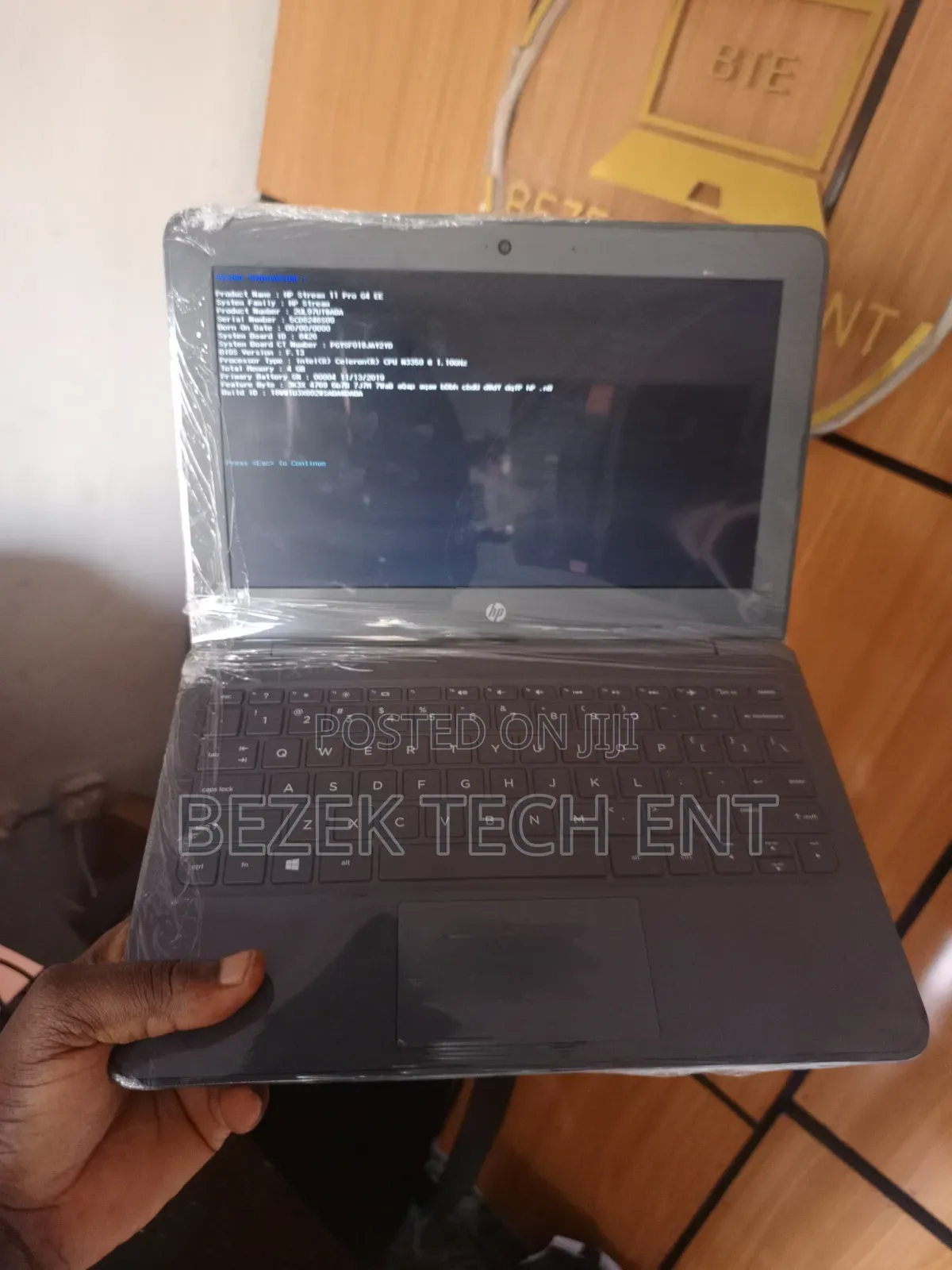 New Laptop HP Stream 11 Pro G4 EE 4GB Intel Pentium SSD 60GB