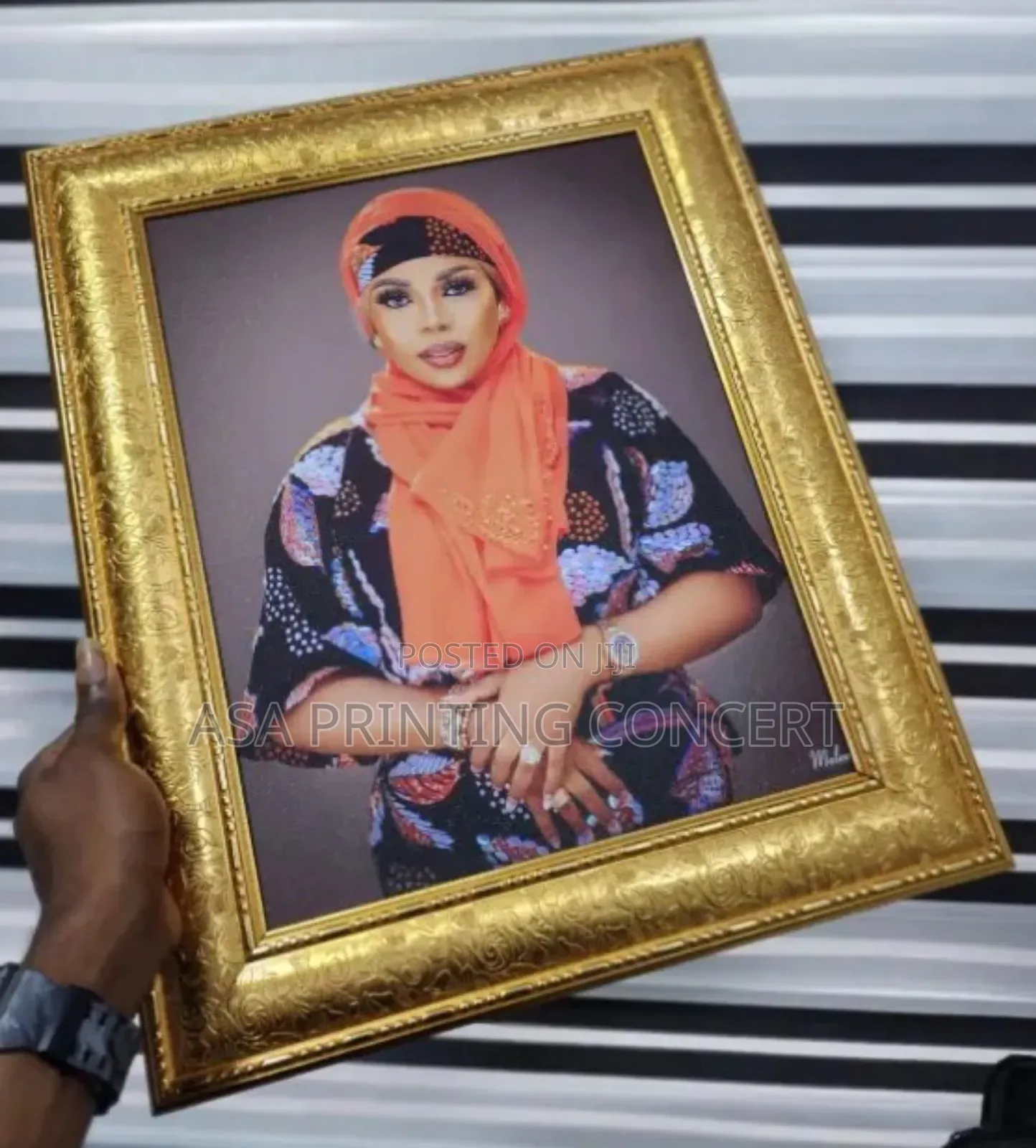 Frame Photos