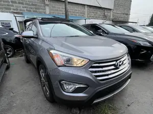 Hyundai Santa Fe Limited 4dr SUV AWD (3.3L 6cyl 6A) 2015 Gray