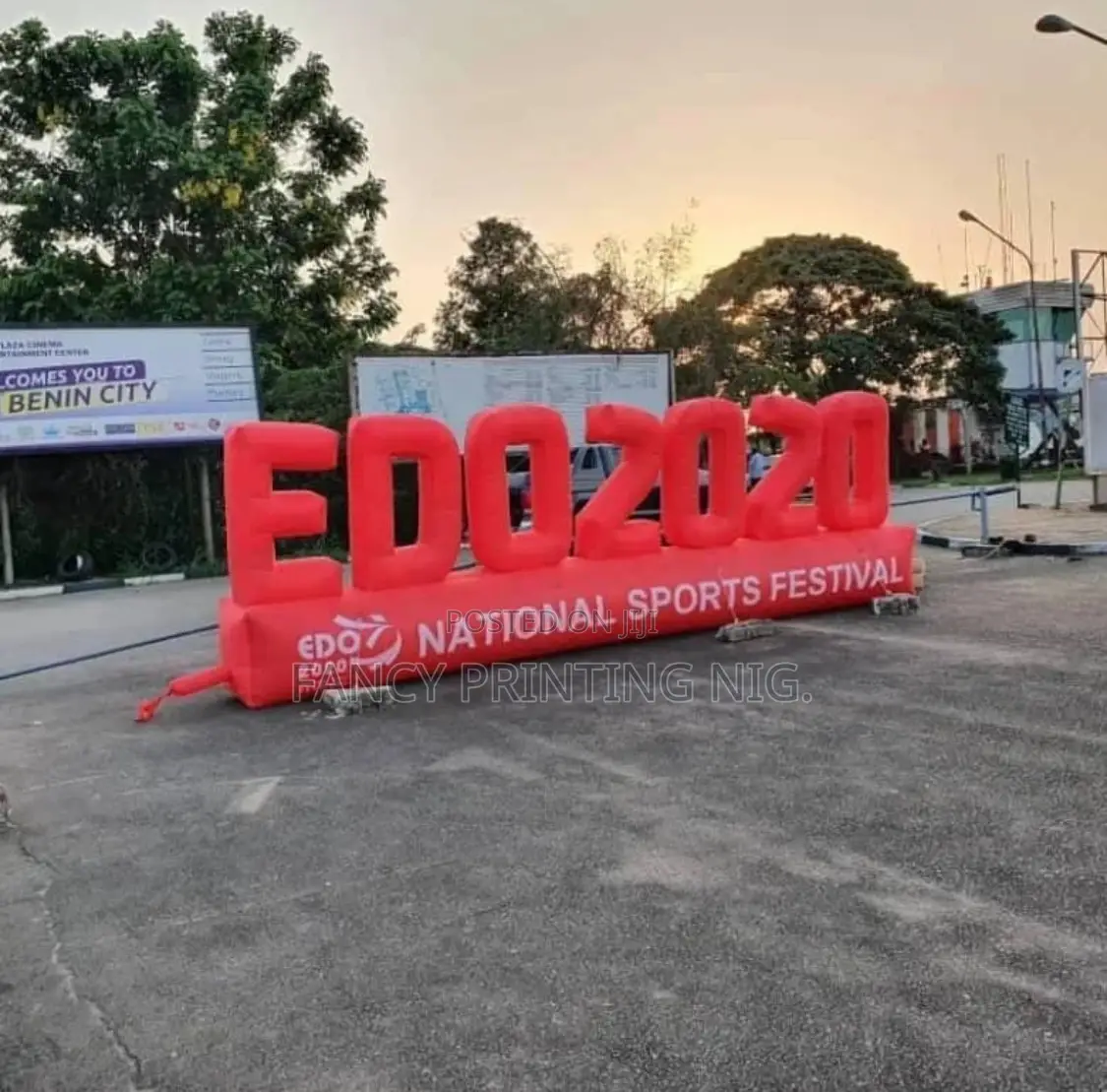 Inflatable Lettering and Messages