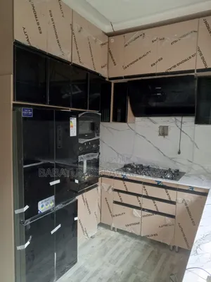 Photo - Kitchen Cabinet in HDF High Gloss Is Available 1,700,000