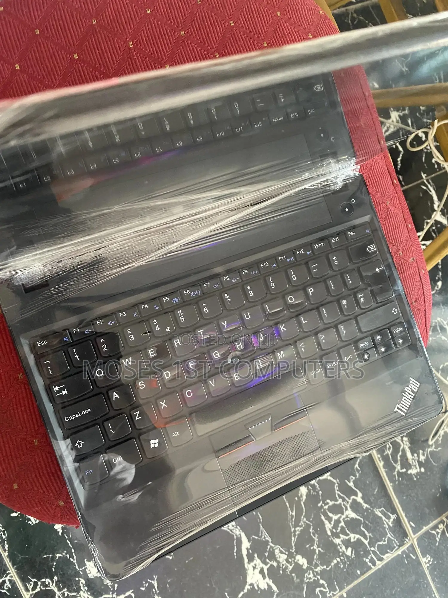 New Laptop Lenovo 4GB Intel HDD 250GB