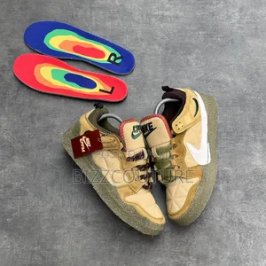 Original Nike Dunk Low Cactus Plant Available in Store