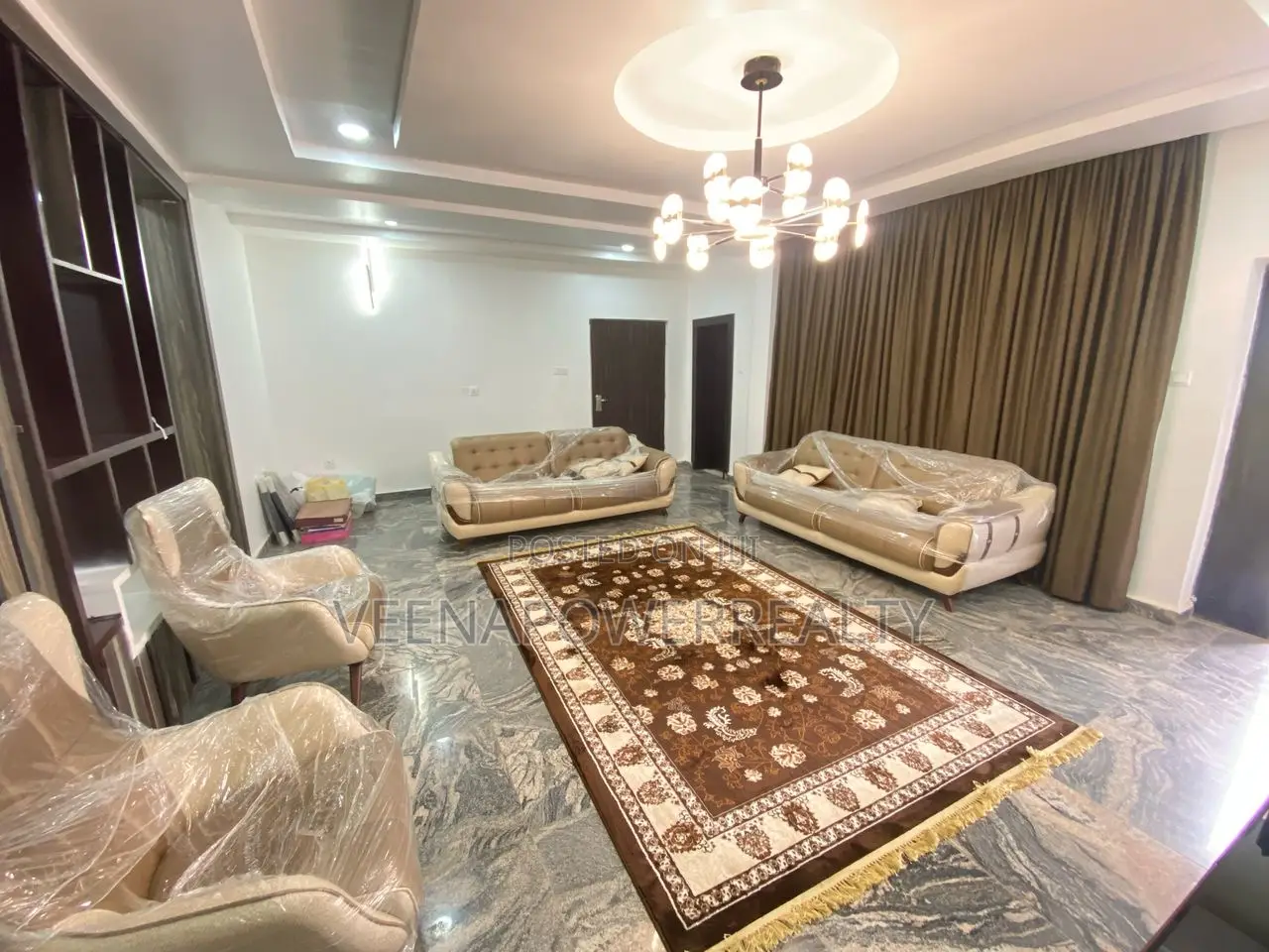 Furnished 3bdrm Apartment in Mabushi for sale