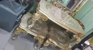 Quality and Imported Royal Center Table With 2 Side Stools