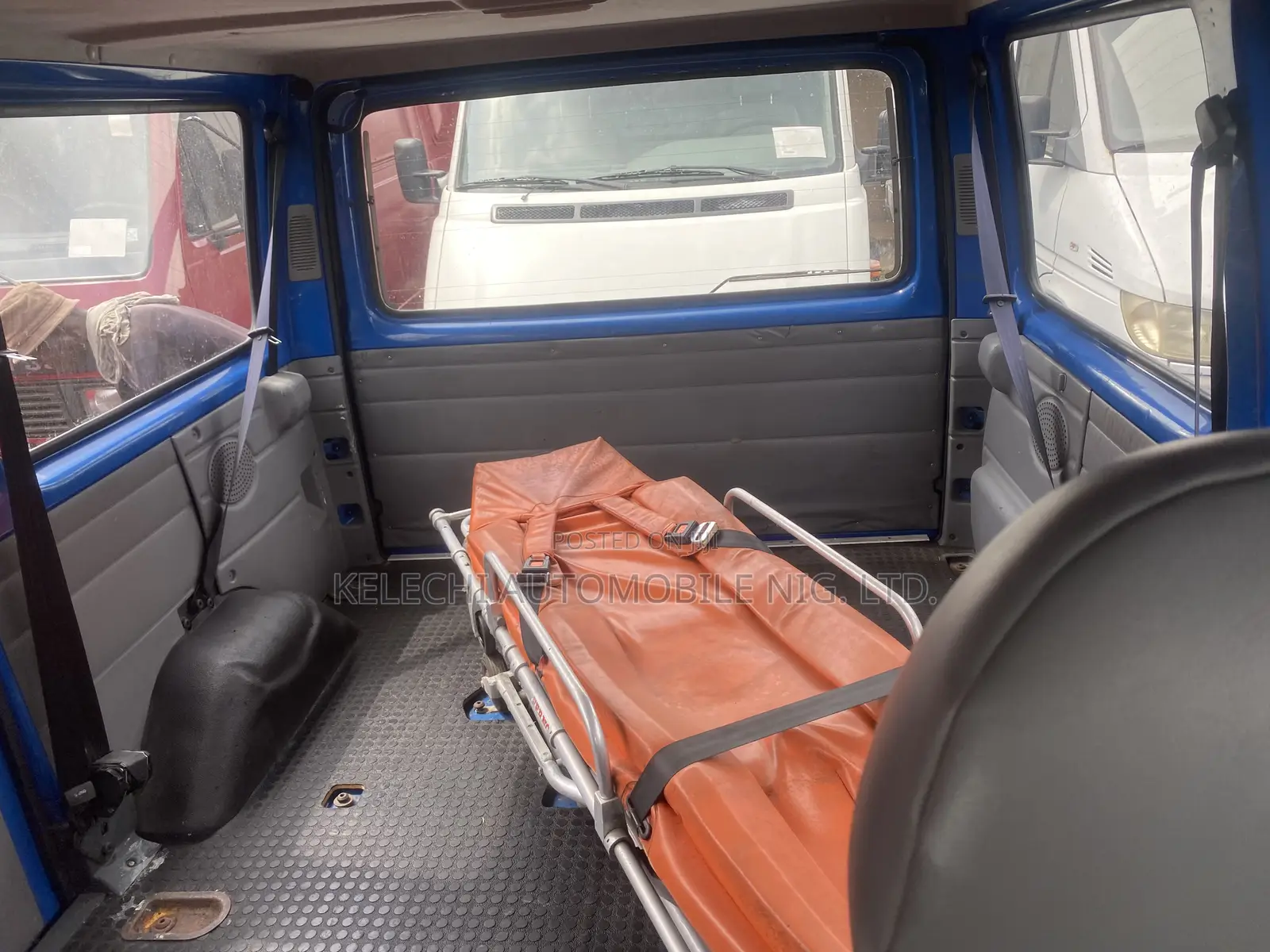 Ford Transit 2002 Blue